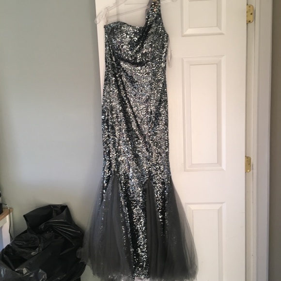 Jovani evening gown “J30130” - Picture 2 of 5